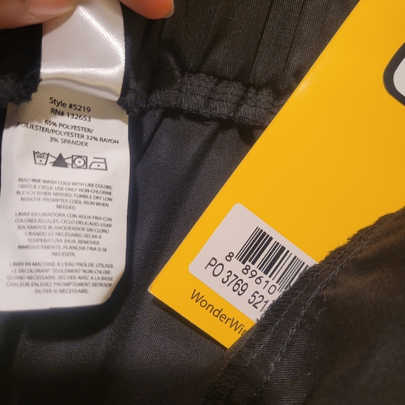 Wonder Wink Next Scrub Pants Size Small - Picture 2 of 4